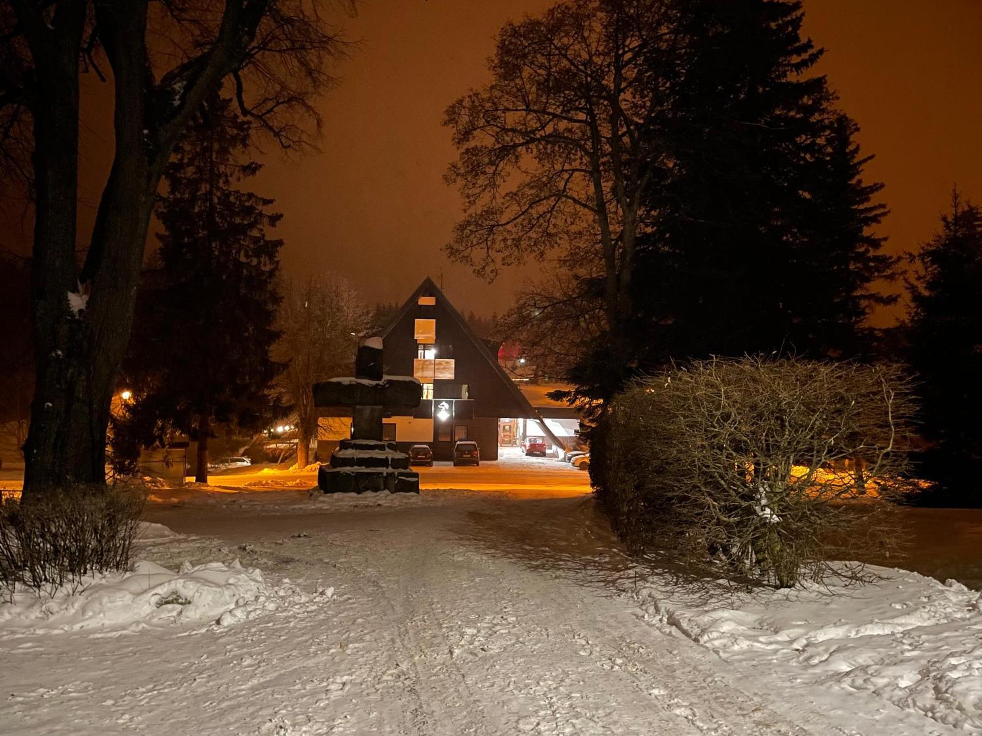 Chalupa U Krize Harrachov Exterior foto